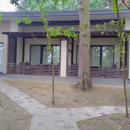 сосновий двір Hotel Kosiv