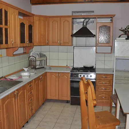 Hotel сосновий двір Kossiw