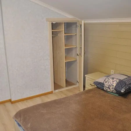 сосновий двір *