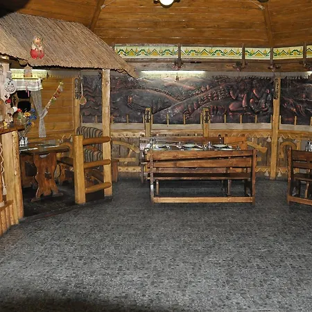 сосновий двір Hotel