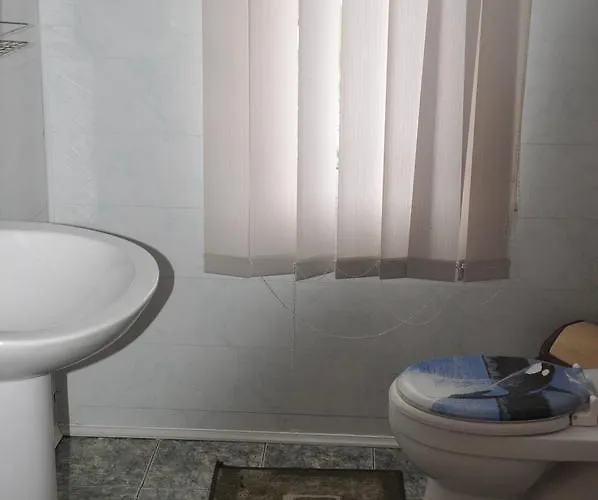 сосновий двір Hotel