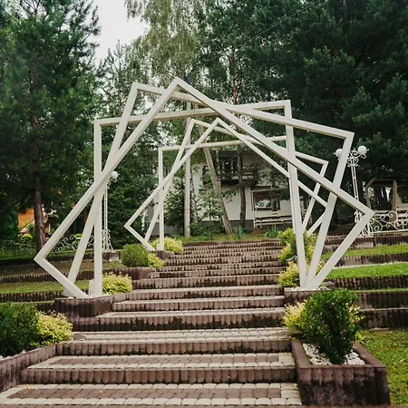 сосновий двір * コシフ