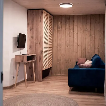 Hotel сосновий двір