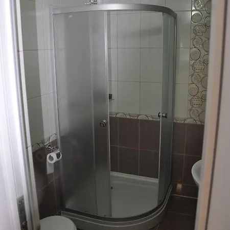 сосновий двір Hotel