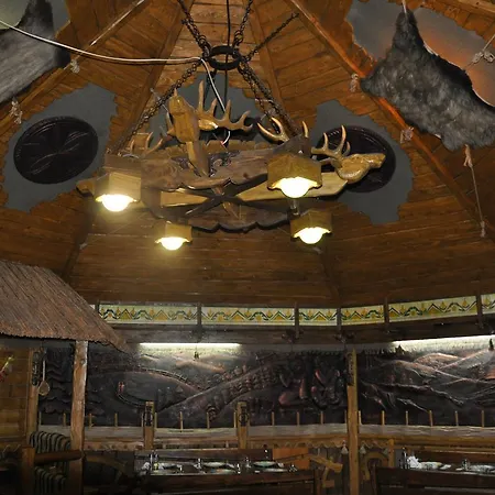 Hotel сосновий двір *